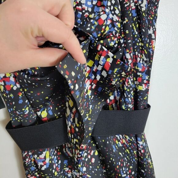 NWOT BCBGeneration Silky Abstract Dress - Picture 5 of 16
